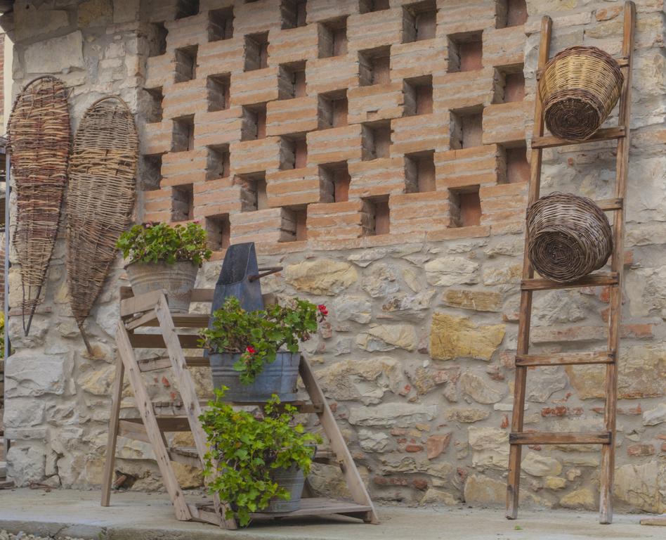 הוילה קלנצאנו Borgo Di Vezzano מראה חיצוני תמונה